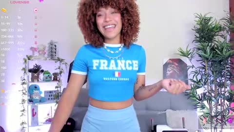 Snapshot of natty_romanof_1 chatting on January 2025 03:32:02 PM natty online show from January 2025 03:32:02 PM