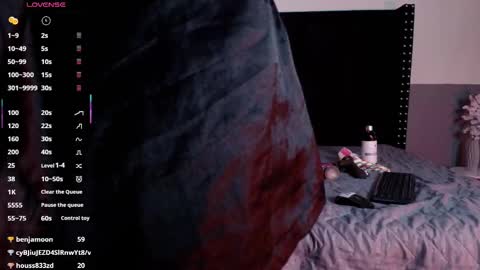 Gwen  online show from February 2025 02:23:01 AM