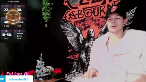 Snapshot of naturesbest951 chatting on November 2025 02:44:02 AM NATURESBEST online show from November 2025 02:44:02 AM