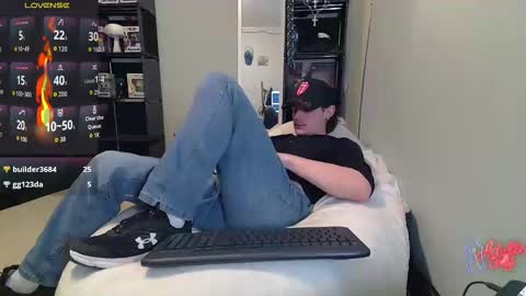 Snapshot of naturesbest951 chatting on February 2026 03:32:02 AM NATURESBEST online show from February 2026 03:32:02 AM