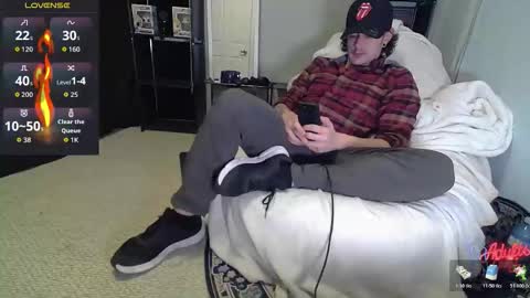 Snapshot of naturesbest951 chatting on February 2026 12:50:01 AM NATURESBEST online show from February 2026 12:50:01 AM