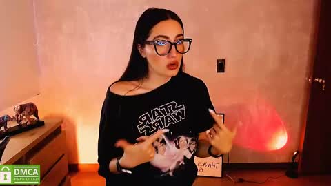Natalia  Valeria online show from December 2024 11:07:01 AM