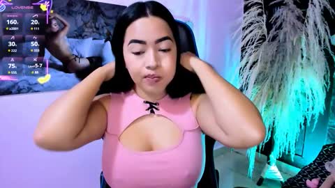 Natalia online show from October 2025 03:18:02 PM