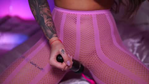 Naty online show from March 2025 11:19:01 AM