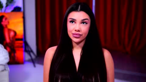 Naty online show from December 2025 05:06:02 AM