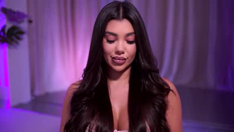 Naty online show from March 2026 08:04:01 PM