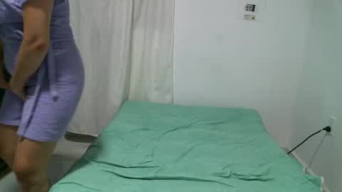 Snapshot of natyscoth chatting on February 2025 05:49:02 AM      online show from February 2025 05:49:02 AM