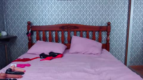 naughty0shy77anna online show from December 2024 11:34:02 AM