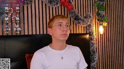 Snapshot of naughty__chris chatting on December 2024 03:55:02 PM Christopher Chris online show from December 2024 03:55:02 PM