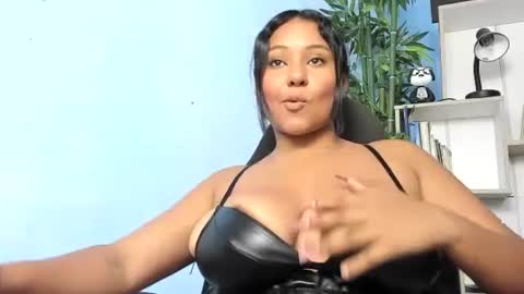 Zoe online show from February 2025 06:02:02 AM