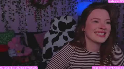 Snapshot of naughty_bella99 chatting on May 2026 12:40:02 AM bella online show from May 2026 12:40:02 AM