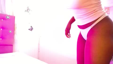  L I S S  online show from October 2025 03:05:01 AM