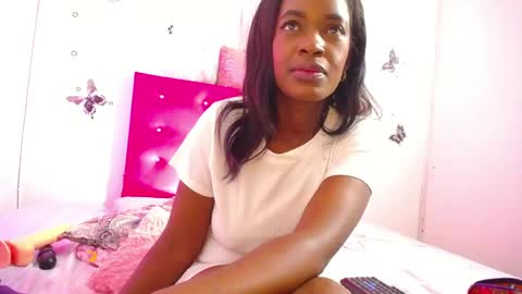 Snapshot of naughty_choko chatting on May 2026 07:55:02 PM L I S S online show from May 2026 07:55:02 PM