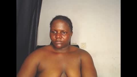 Amara online show from November 2025 03:23:01 PM