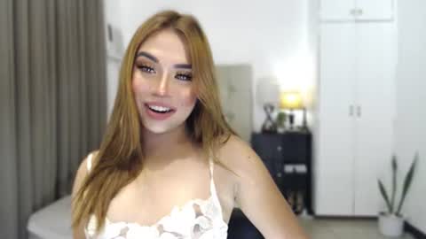 Queen Jess online show from June 2026 08:20:02 PM