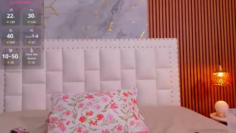 SASHA  online show from November 2025 12:43:02 AM