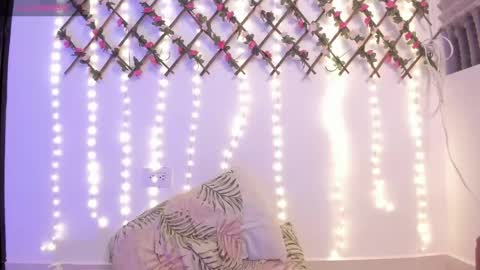 Snapshot of naughty_ebonyy chatting on May 2026 06:18:01 AM SASHA online show from May 2026 06:18:01 AM