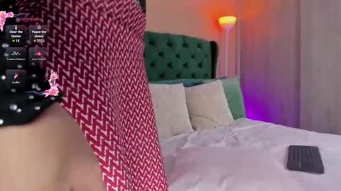 Snapshot of naughty_fun_room chatting on February 2026 11:01:02 PM HAPPY HOUR online show from February 2026 11:01:02 PM