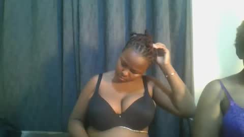 naughty_jazmine online show from November 2025 05:42:01 PM