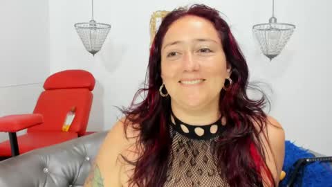 ESMERALDA online show from May 2026 02:35:01 PM
