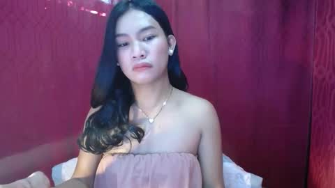 Snapshot of naughty_rina chatting on October 2025 06:47:01 AM naughty_rina online show from October 2025 06:47:01 AM