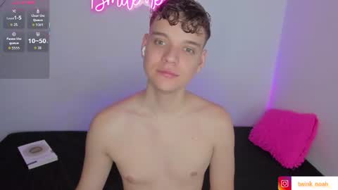 Snapshot of naughty_twink18 chatting on August 2026 04:31:02 PM Noah online show from August 2026 04:31:02 PM
