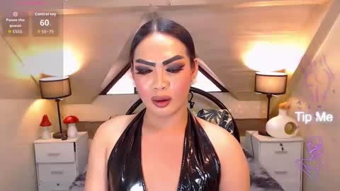 Snapshot of naughtyfridah chatting on June 2026 01:39:01 AM naughtyfridah online show from June 2026 01:39:01 AM