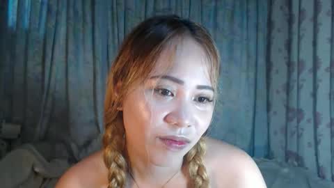 Snapshot of naughtyhotsexyjean chatting on May 2026 04:29:01 AM miss jean online show from May 2026 04:29:01 AM