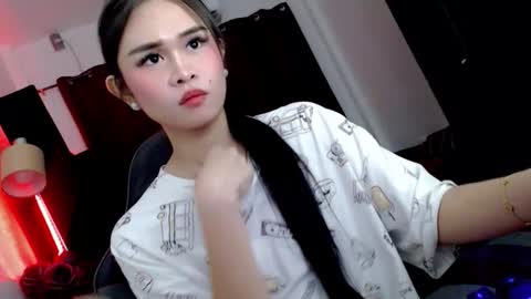 Snapshot of naughtymira888 chatting on September 2025 04:32:01 PM your girlfriend mira online show from September 2025 04:32:01 PM