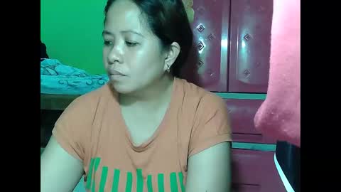 naughtymom26 online show from September 2025 01:08:02 AM