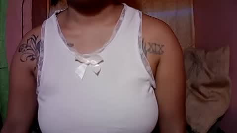 Snapshot of naughtymom_33 chatting on September 2025 10:58:02 PM naughtymom_33 online show from September 2025 10:58:02 PM