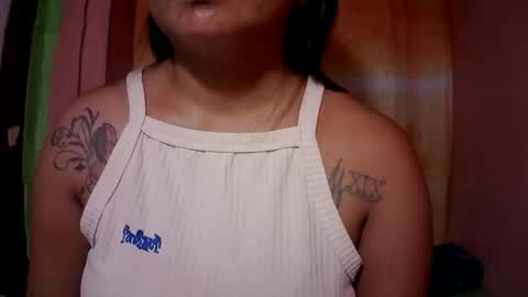 Snapshot of naughtymom_33 chatting on October 2025 07:42:02 AM naughtymom_33 online show from October 2025 07:42:02 AM