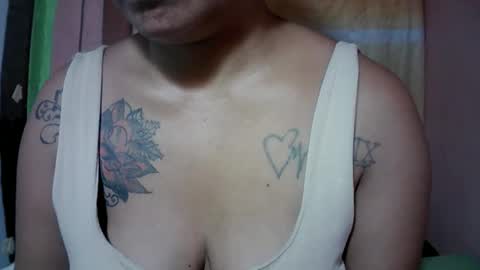 naughtymom_33 online show from October 2025 07:42:01 AM