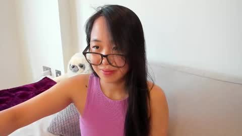 Gigi Chu  online show from February 2025 03:52:01 PM