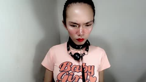 naughtypetiteangel online show from November 2025 11:48:02 PM