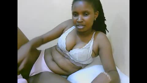 naughtyqueen online show from October 2025 10:30:01 PM