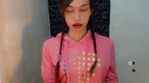 Celine online show from October 2025 05:33:01 AM