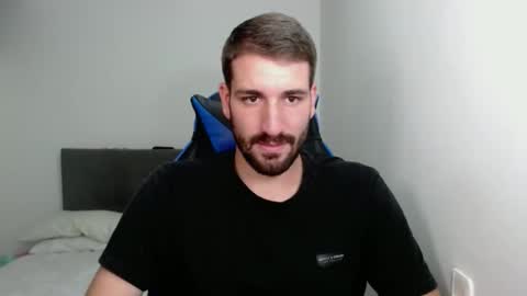 Snapshot of naugthy18boy chatting on December 2024 05:18:02 PM Nico online show from December 2024 05:18:02 PM