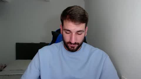 Snapshot of naugthy18boy chatting on January 2025 06:38:02 PM Nico online show from January 2025 06:38:02 PM