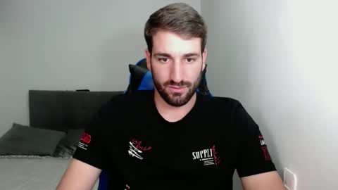 Snapshot of naugthy18boy chatting on January 2025 07:53:02 PM Nico online show from January 2025 07:53:02 PM