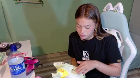 sabrina online show from January 2026 01:43:01 AM