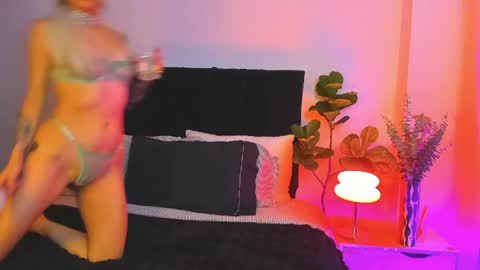 Mila aka Dominika - Nov 20 Birthday show  Onlyfans Naugthymila online show from March 2026 10:48:01 PM