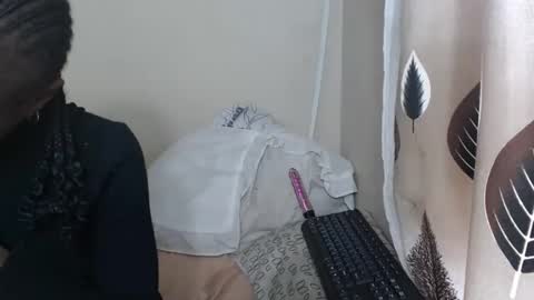 Snapshot of nawtylarissa_ chatting on October 2025 07:28:02 AM nawtylarissa_ online show from October 2025 07:28:02 AM