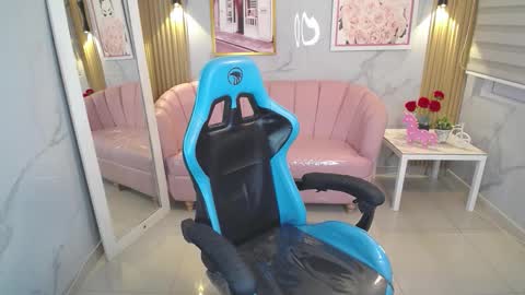 naya a online show from November 2025 01:03:01 PM