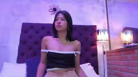 Snapshot of nayara_macherano chatting on February 2025 05:46:01 PM nayara_macherano online show from February 2025 05:46:01 PM