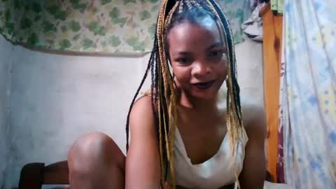 Snapshot of naylah313 chatting on July 2026 07:04:02 AM Nayla online show from July 2026 07:04:02 AM