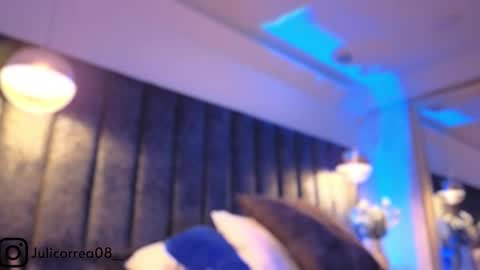 Juli  online show from November 2025 11:32:02 AM