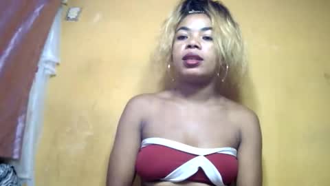 Snapshot of nayrrah chatting on April 2026 08:56:01 AM nayrrah online show from April 2026 08:56:01 AM