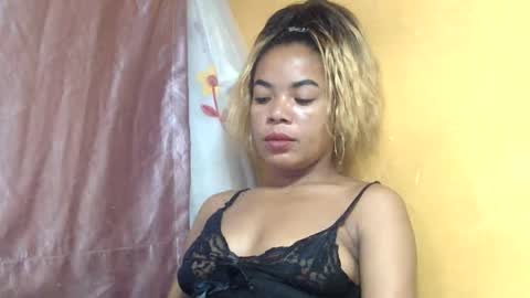 Snapshot of nayrrah chatting on April 2026 08:42:01 AM nayrrah online show from April 2026 08:42:01 AM