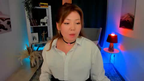 Snapshot of nazu_chan chatting on September 2025 11:35:01 AM Natzuko online show from September 2025 11:35:01 AM